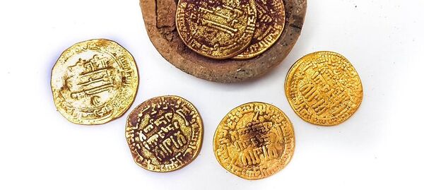1,200-year-old gold coins - Sputnik International