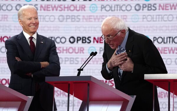 What to Know as Dem Candidates Set to Make Final Pitches in Last Debate Before Iowa Caucuses - Sputnik International