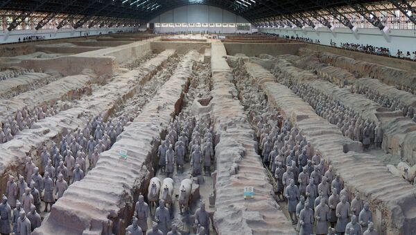 The Terracotta Army expands as 220 more earthenware 'warriors' are uncovered in the necropolis of the Chinese emperor Qin Shi Huang. - Sputnik International