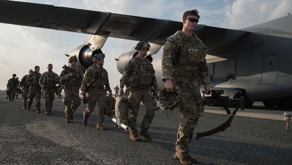 U.S. Army paratroopers from the 82nd Airborne Division arrive at Ali Al Salem Air Base, Kuwait, January 2, 2020 - Sputnik International