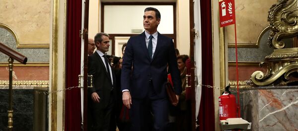Spain's acting Prime Minister Pedro Sanchez arrives to attend the investiture debate at the Parliament in Madrid, Spain, January 5, 2020. REUTERS/Sergio Perez - Sputnik International