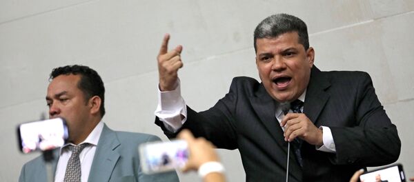Lawmaker Luis Parra speaks during a swearing-in ceremony at Venezuela's National Assembly in Caracas, Venezuela January 5, 2020 Lawmaker Luis Parra speaks during a swearing-in ceremony at Venezuela's National Assembly in Caracas, Venezuela January 5, 2020 - Sputnik International