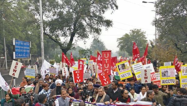 All India Strike: 250 Million Workers Gear Up Against Modi Government's Anti-Labour Policies - Sputnik International
