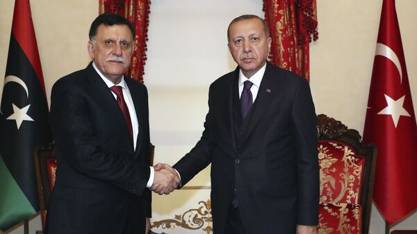 Recep Tayyip Erdogan and Fayez al Sarraj in Istanbul - Sputnik International