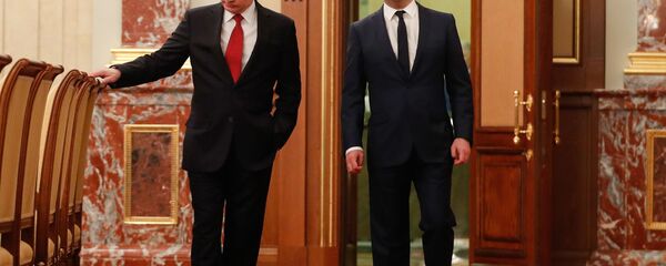 Russian President Vladimir Putin and Russian Prime Minister Dmitry Medvedev visit the Government's headquarter, in Moscow, Russia - Sputnik International