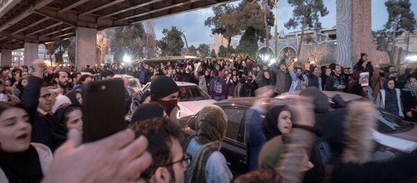 Protesters Demonstrate in Tehran Protesters Demonstrate in Tehran - Sputnik International