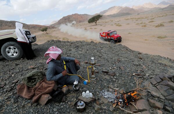 Sand, Heat, Roar of Engines: Best Moments of 2020 Dakar Rally in Saudi Arabia - Sputnik International