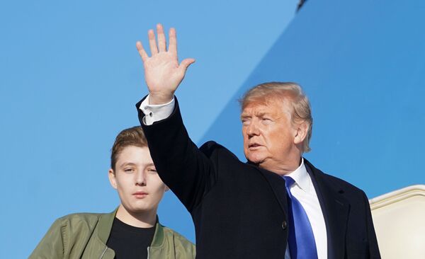 Mexican National Guard Fires Gas to Stop Migrants at Guatemalan Border - Reports - Sputnik International