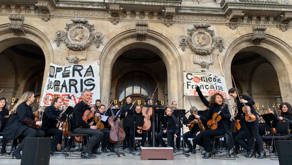 Action by Opera of Paris Artists Against Pension Reform - Sputnik International