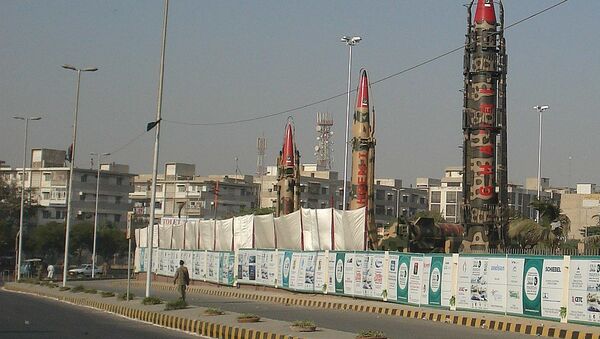 IRBM of Pakistan at IDEAS. Ghaznavi is the missile on the left - Sputnik International