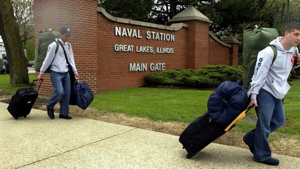 Main Gate of Great Lakes Naval Station - Sputnik International