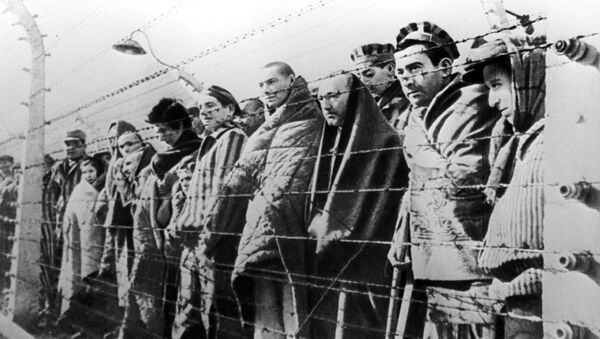 Prisoners of the Auschwitz concentration camp liberated by the Red Army in January 1945.  - Sputnik International