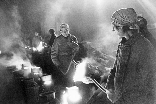 Russia Marks the 75th Anniversary of the 872-Day Nazi Siege of Leningrad - Sputnik International