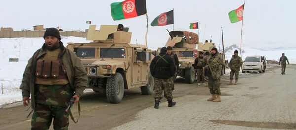Afghan National Army Forces Go Towards the Site of Airplane Crash in Deh Yak District - Sputnik International