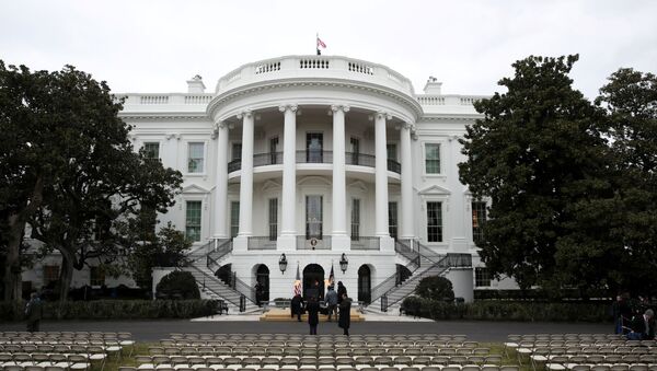 Workers prepare the South Lawn for a ceremony for U.S. President Donald Trump to sign the United States-Mexico-Canada Agreement (USMCA) trade deal at the White House in Washington, U.S. January 29, 2020.  - Sputnik International
