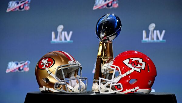 Jan 29, 2020; Miami, Florida, USA;A general view of the helmets of the San Francisco 49ers and Kansas City Chiefs and the Vince Lombardi Trophy on display prior to NFL commissioner Roger Goodell speaking with he media in Miami Florida at the Hilton Downtown.  - Sputnik International