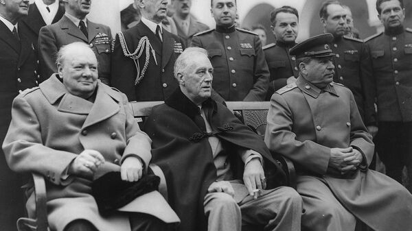  Yalta Conference, February 1945.  Seated are: Winston Churchill, Franklin D. Roosevelt and Josef Stalin - Sputnik International