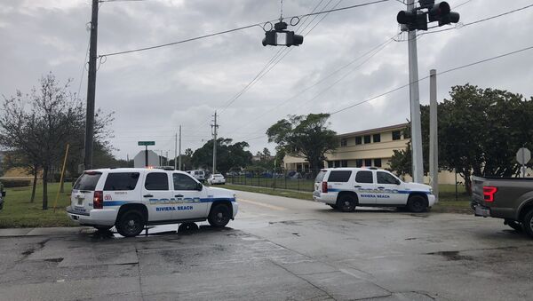 Riviera Beach Fire Rescue responding to “multiple people” shot. Multiple police vehicles with lights flashing just west of Avenue E/W 20th Street - Sputnik International