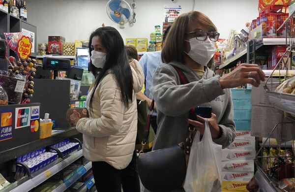 Armed Criminals Steal 600 Rolls of Toilet Paper Amid Quarantine in Hong Kong - Reports Armed Criminals Steal 600 Rolls of Toilet Paper Amid Quarantine in Hong Kong - Reports - Sputnik International