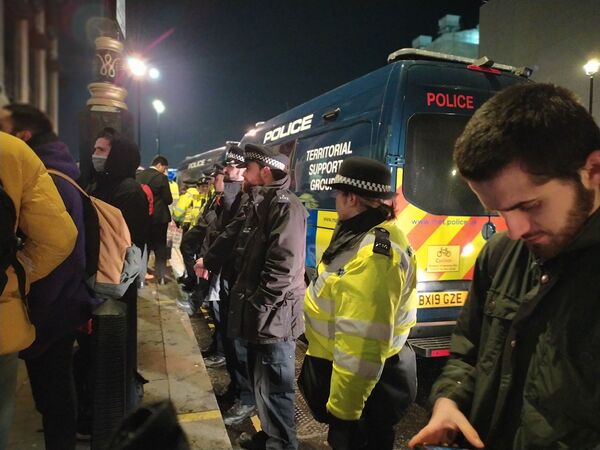 'No Charter Flights!': Demonstrators Denounce 'Racist' Deportations, Block Traffic Outside Number 10 'No Charter Flights!': Demonstrators Denounce 'Racist' Deportations, Block Traffic Outside Number 10 - Sputnik International