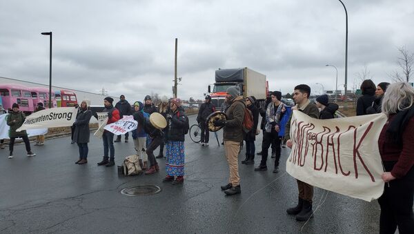 Protesters block the Halifax port railway in Halifax, Nova Scotia, Canada February 11, 2020 - Sputnik International