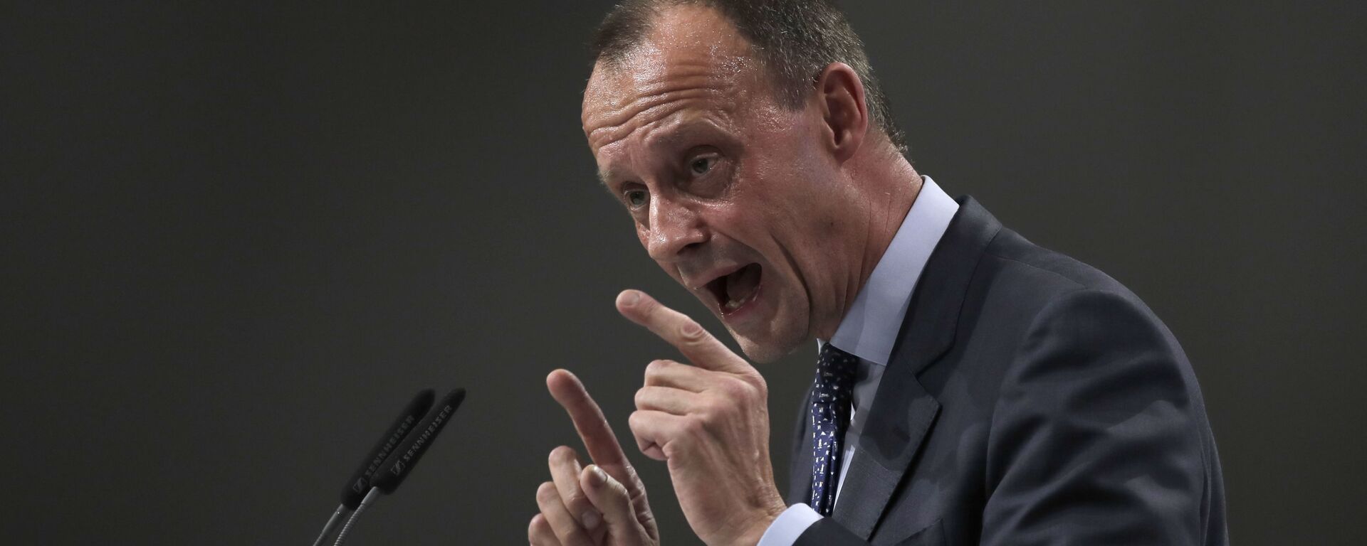 Friedrich Merz delivers his speech when running for chairman at the party convention of the Christian Democratic Party CDU in Hamburg, Germany, Friday, Dec. 7, 2018 - Sputnik International, 1920, 03.10.2025