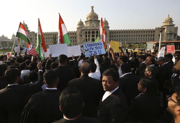 From Largest Communal Dispute to an End to Colonial Baggage: Top 10 India Events in 2020 - Sputnik International