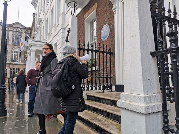 Assange Trial in US Would Mean End of 'Investigative Journalism Anywhere in the World' - Activists Assange Trial in US Would Mean End of 'Investigative Journalism Anywhere in the World' - Activists - Sputnik International