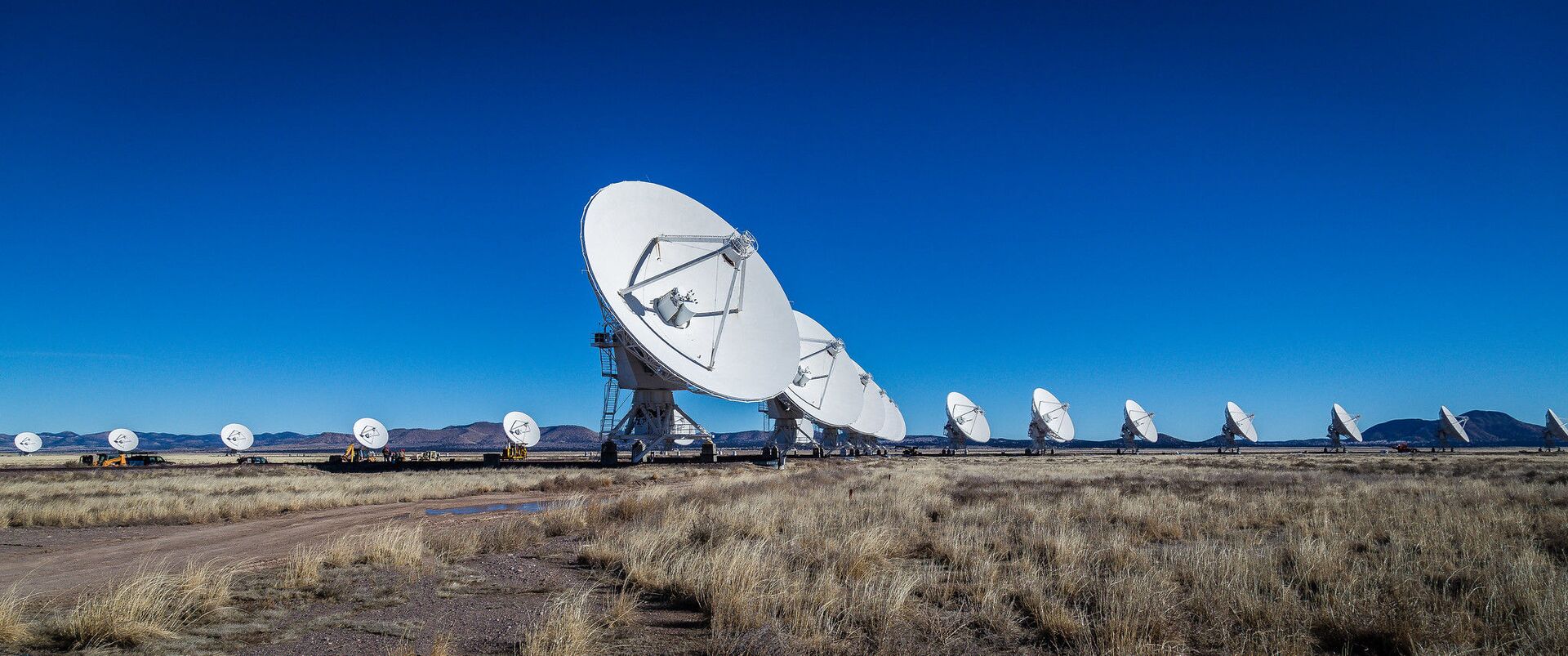 The National Radio Astronomy Observatory's Very Large Array (VLA) telescope in New Mexico - Sputnik International, 1920, 15.10.2021