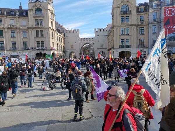 Photo: Peace Activists Rally Against Munich Security Conference 'Warmongers' in Bavarian Capital - Sputnik International