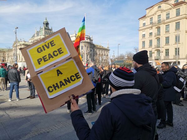 Photo: Peace Activists Rally Against Munich Security Conference 'Warmongers' in Bavarian Capital - Sputnik International