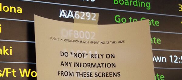 Travellers reported chaotic scenes at Heathrow on 16 February 2020 as departure boards and check-in systems stopped working - Sputnik International