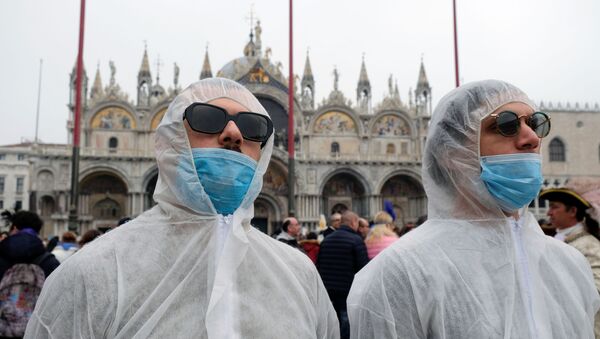 Tourists at Venice Carnival in Venice - Sputnik International