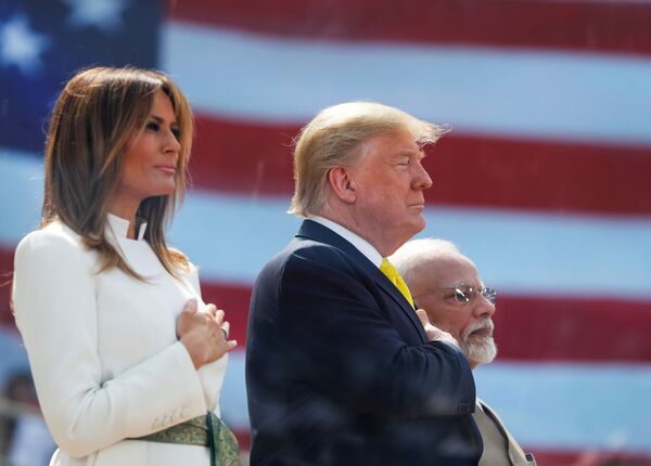 Trump Says India Agreed to Purchase $3 Bln Worth of US Military Equipment Trump Says India Agreed to Purchase $3 Bln Worth of US Military Equipment - Sputnik International