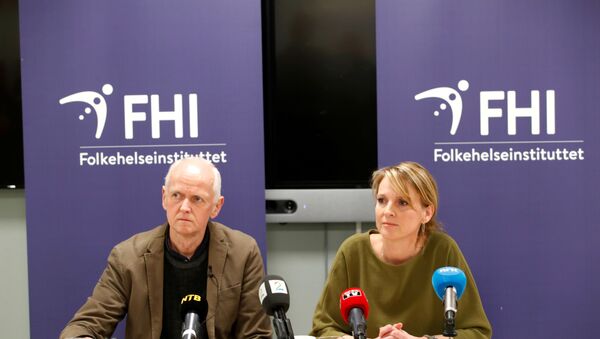 The Director of the Department of Infection Control and Environmental Health Geir Bukholm and the Director of the Department of Infectious Disease Epidemiology Line Vold speak during a news conference about the spread of the coronavirus in their country, at the Institute of Public Health in Oslo, Norway, February 26, 2020 - Sputnik International