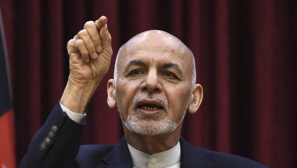 Afghan President Ashraf Ghani gestures as he speaks during a press conference at the presidential palace in Kabul on 1 March 2020.  - Sputnik International