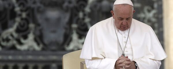Pope Francis prays in St. Peter's Square at the Vatican during his weekly general audience, Wednesday, Feb. 26, 2020. Pope Francis prays in St. Peter's Square at the Vatican during his weekly general audience, Wednesday, Feb. 26, 2020. - Sputnik International