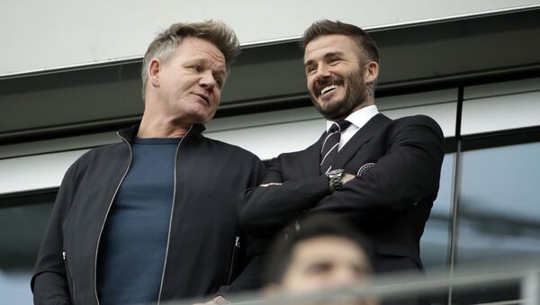 David Beckham and Gordon Ramsay share a joke - Sputnik International