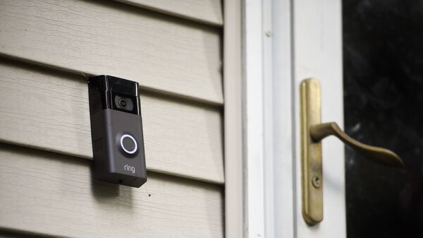Ring doorbell camera at a home in Wolcott - Sputnik International