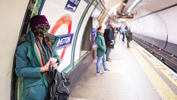 Woman Wearing Face Mask In London - Sputnik International
