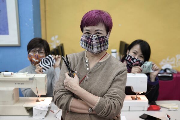 Sick Fashion: Face Masks Become Mainstream Amid Coronavirus Outbreak - Sputnik International