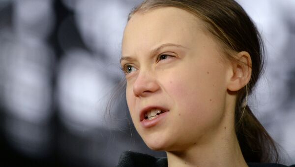 Swedish climate activist Greta Thunberg talks to the media before meeting with EU environment ministers in Brussels, Belgium, March 5, 2020 - Sputnik International