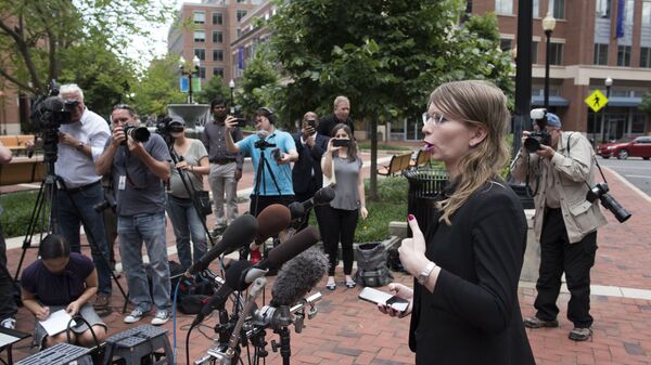 Former Army intelligence analyst Chelsea Manning speaks with reporters, after arriving at the federal courthouse in Alexandria, Va., Thursday, May 16, 2019. Manning spoke about the federal court’s continued attempts to compel her to testify in front of a grand jury. - Sputnik International
