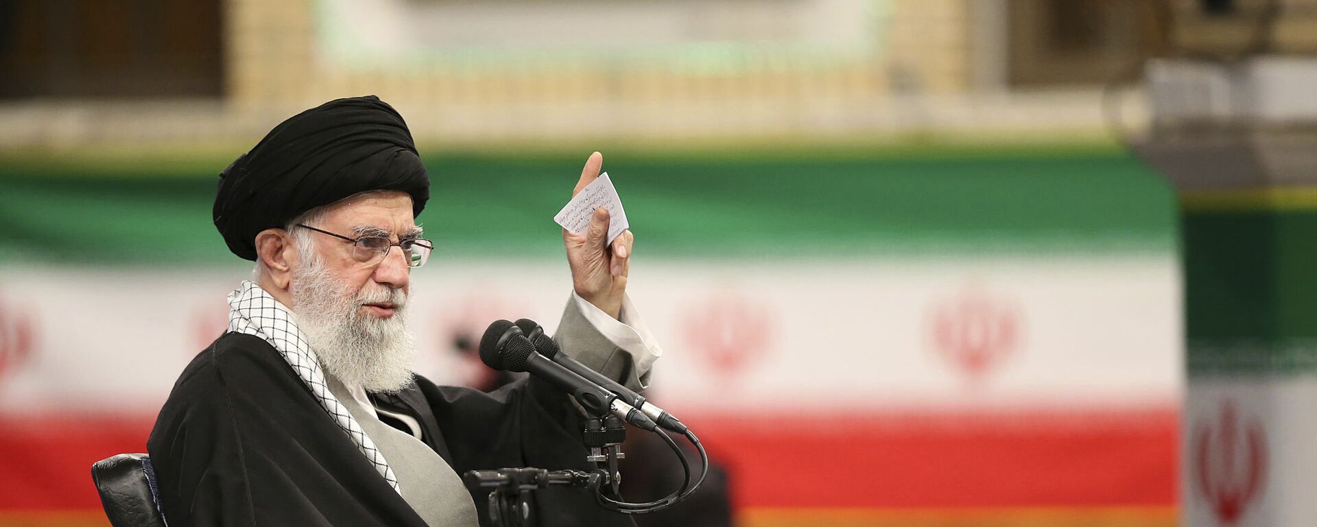 In this photo released by the official website of the office of the Iranian supreme leader, Supreme Leader Ayatollah Ali Khamenei speaks in a meeting in Tehran, Iran, Feb. 5, 2020. - Sputnik International, 1920, 27.10.2024