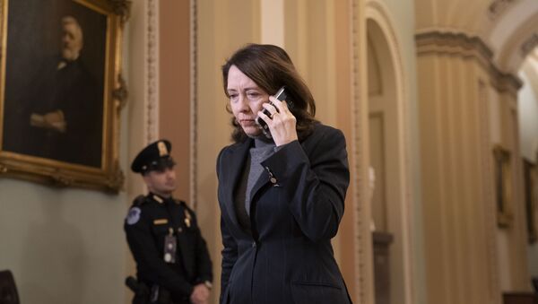 Sen. Maria Cantwell, D-Wash., arrives at the Senate for the start of the impeachment trial of President Donald Trump on charges of abuse of power and obstruction of Congress, at the Capitol in Washington, Tuesday, Jan. 21, 2020 - Sputnik International
