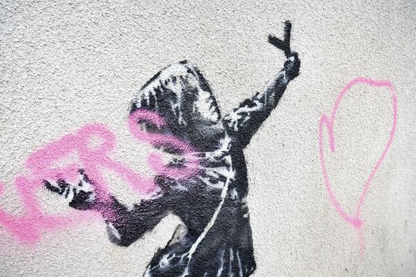 From Raphael to Banksy: How Vandals Ruin Artwork All Over the World - Sputnik International