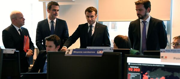 French President Emmanuel Macron (2R) flanked by Health and Solidarity Minister Olivier Veran (2L) and Director General of Health Jerome Salomon (L) visits the CORRUSS center French President Emmanuel Macron (2R) flanked by Health and Solidarity Minister Olivier Veran (2L) and Director General of Health Jerome Salomon (L) visits the CORRUSS center - Sputnik International