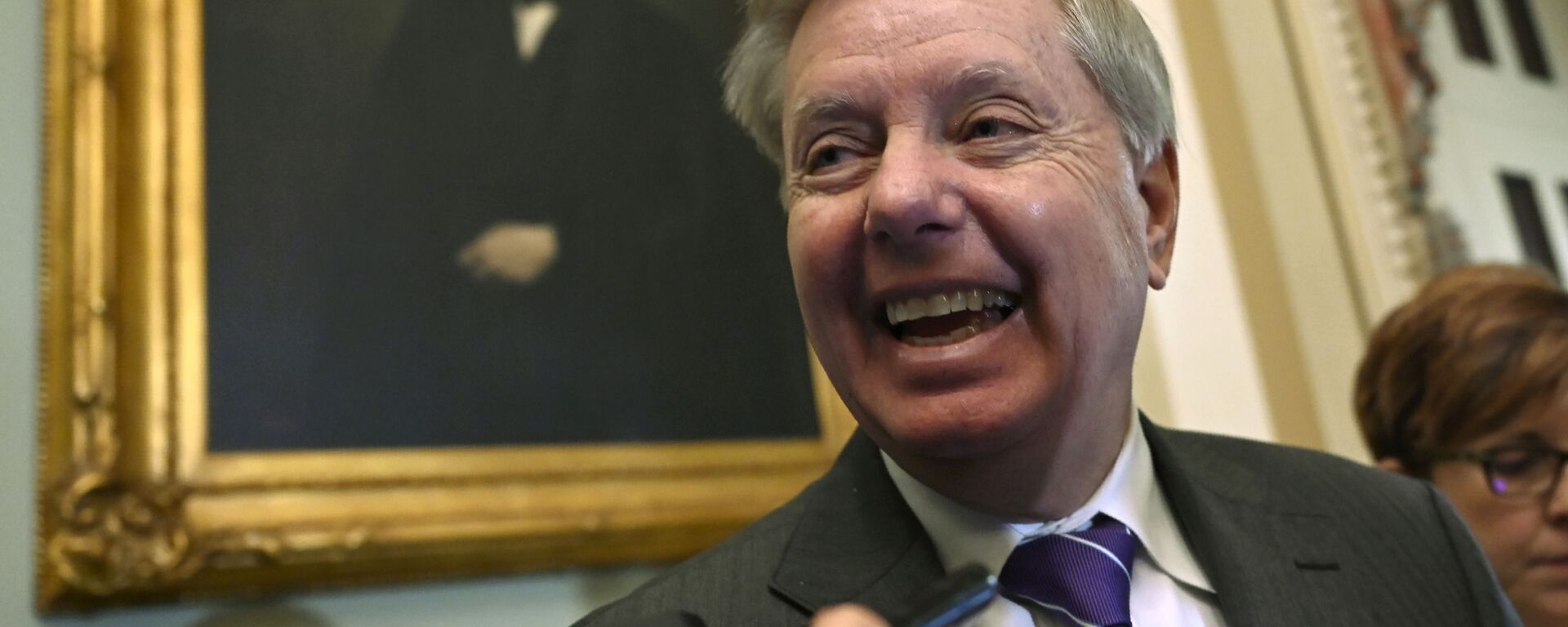 Sen. Lindsey Graham, R-S.C., talks to reporters on Capitol Hill in Washington, Tuesday, Feb. 25, 2020.  - Sputnik International, 1920, 18.02.2025