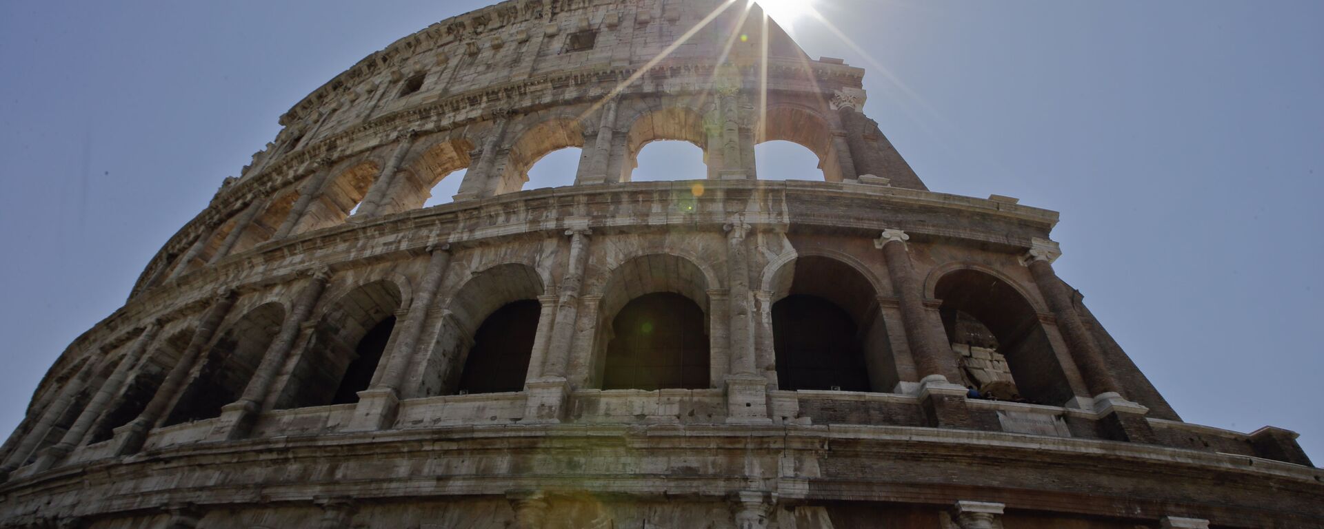 A view of the Colosseum after the first stage of the restoration work was completed in Rome, Friday, July 1st, 2016. The Colosseum has emerged more imposing than ever after its most extensive restoration, a multi-million-euro cleaning to remove a dreary, undignified patina of soot and grime from the ancient arena, assailed by pollution in traffic-clogged Rome. (AP Photo/Andrew Medichini) - Sputnik International, 1920, 07.01.2023
