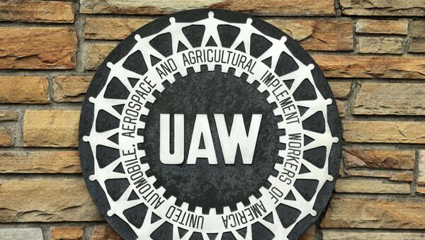 The United Auto Workers sign is pictured on Solidarity House in Detroit, Michigan - Sputnik International